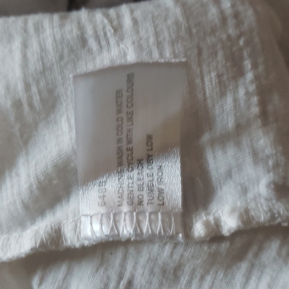 UK2LA WHITE RUFFLE TOP - Picture 8 of 8